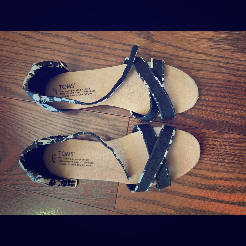 Toms Sandals